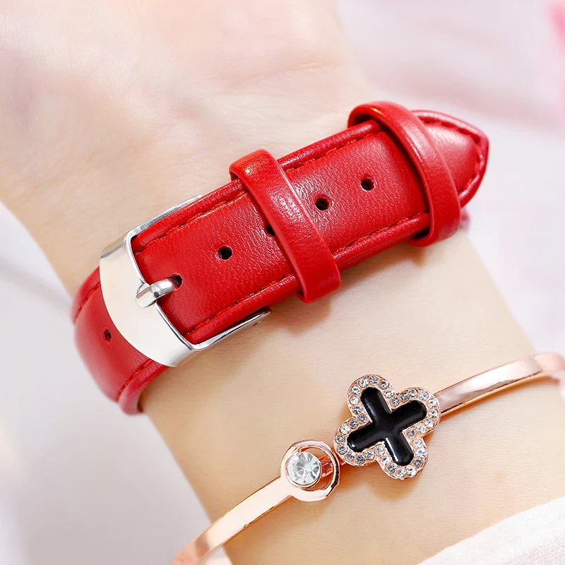 Elegant Crystal Women Quartz Watch Big Diamond Dial Leather Strap Ladies Wrist Watches Female Fashion Rhinestone Clock Reloj