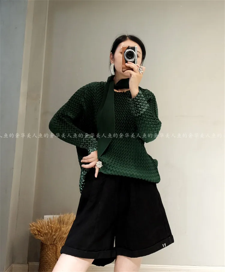 Miyake fold новая весенняя и осенняя Корейская версия свободная строчка рубашка Женский дизайн чувство ниши Большой размер с длинными рукавами футболка