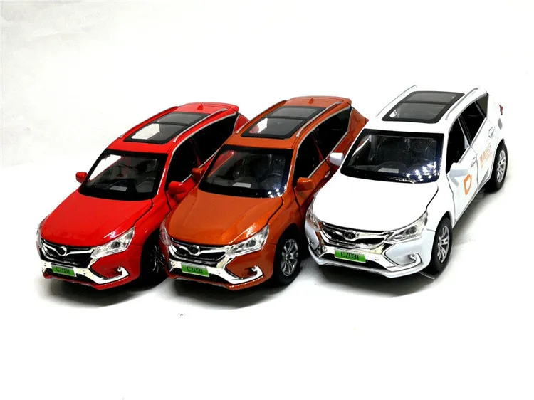 BYD Song BYD новая энергетическая модель автомобиля из сплава SUV 1:32 металлическая модель автомобиля тикающая дорожная игрушка автомобиль