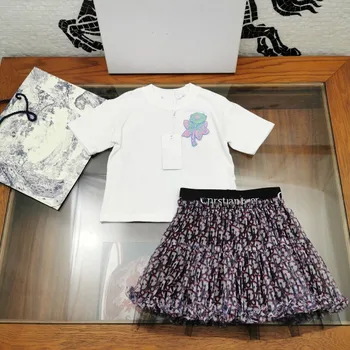 

2020 new girls two-piece suit skirt child Lovely Brand suit