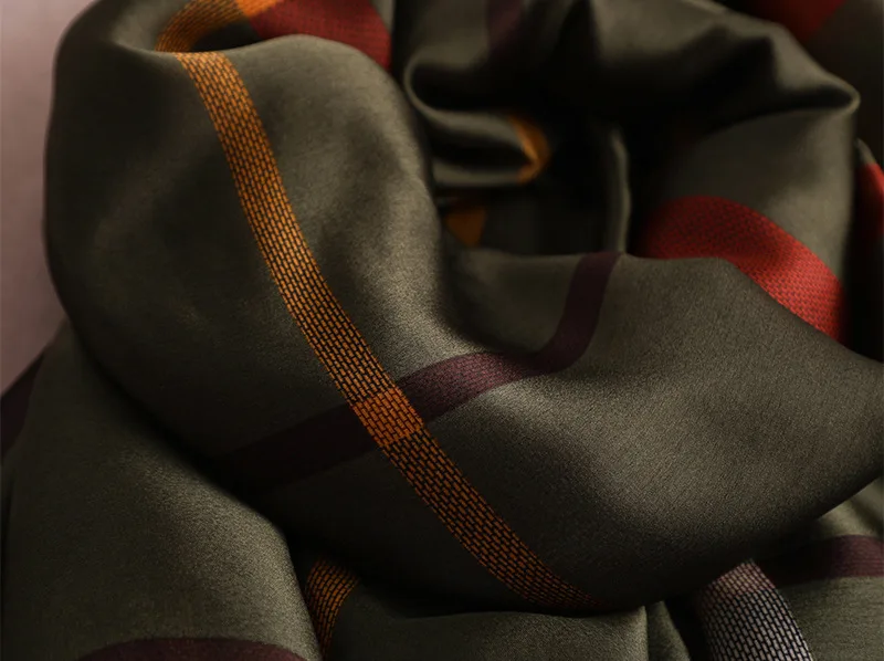 10306932166_2070773686