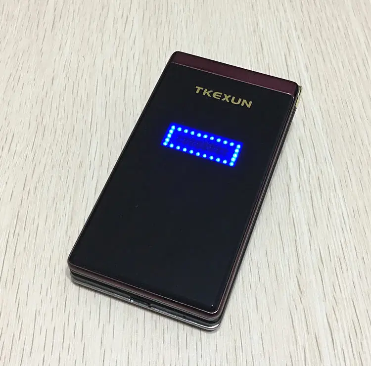red TKEXUN M2 флип металлический корпус телефон 3,0 почерк экран мобильный телефон раскладушка двойной экран большая батарея большая клавиатура - Цвет: red