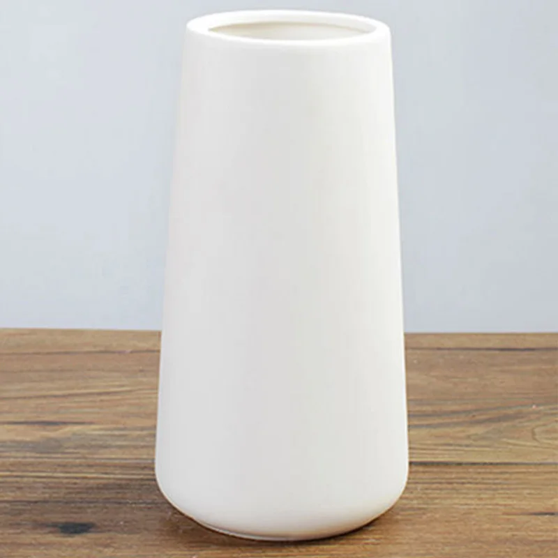 

Classic White Ceramic Vase Chinese Crafts Decoration Simple Ceramic Vase Creative Gift Home Decoration HR