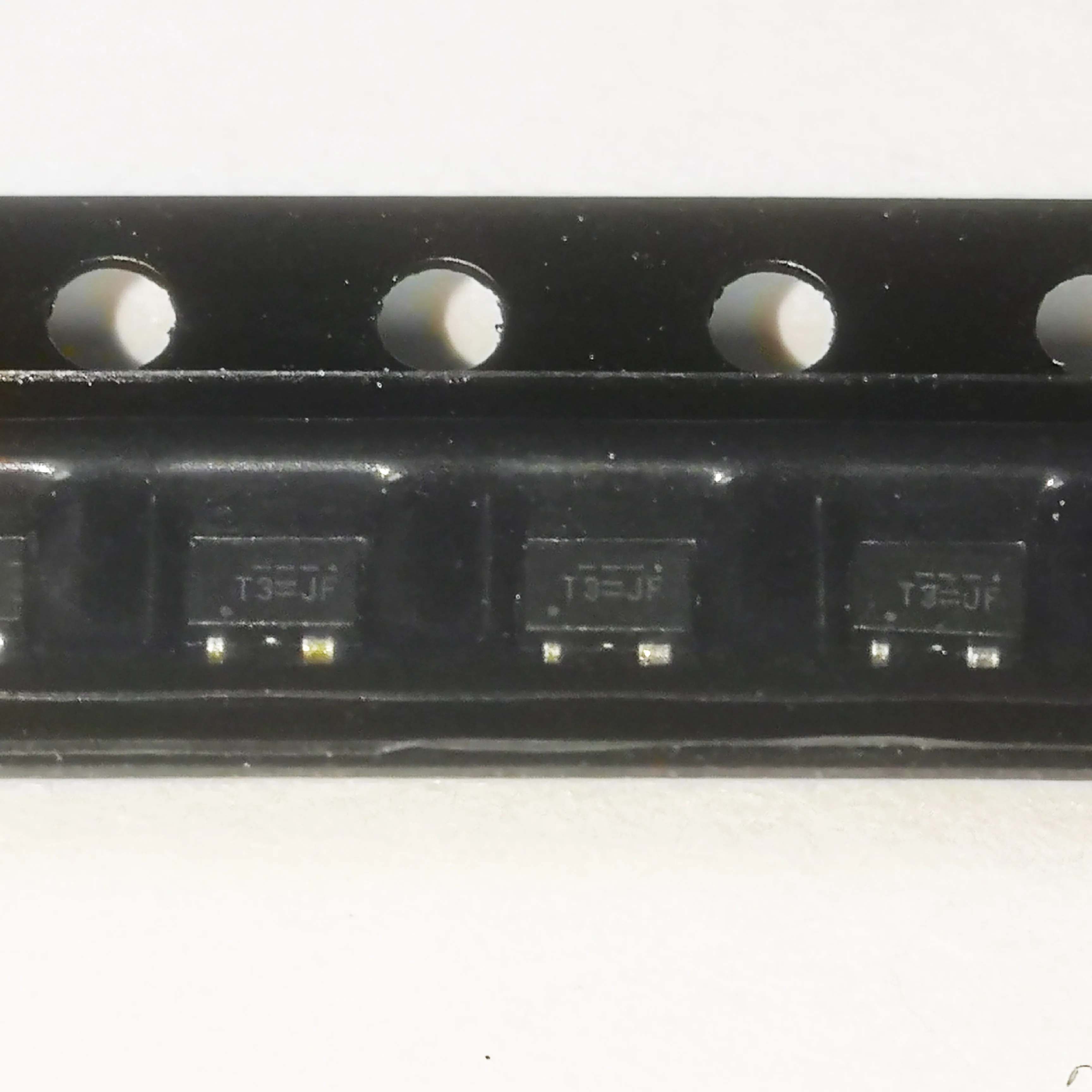 100Unids/lote FP6146-18C8GTR SC-82-4 100% Nuevo оригинальная интегральная схема IC | Электронные