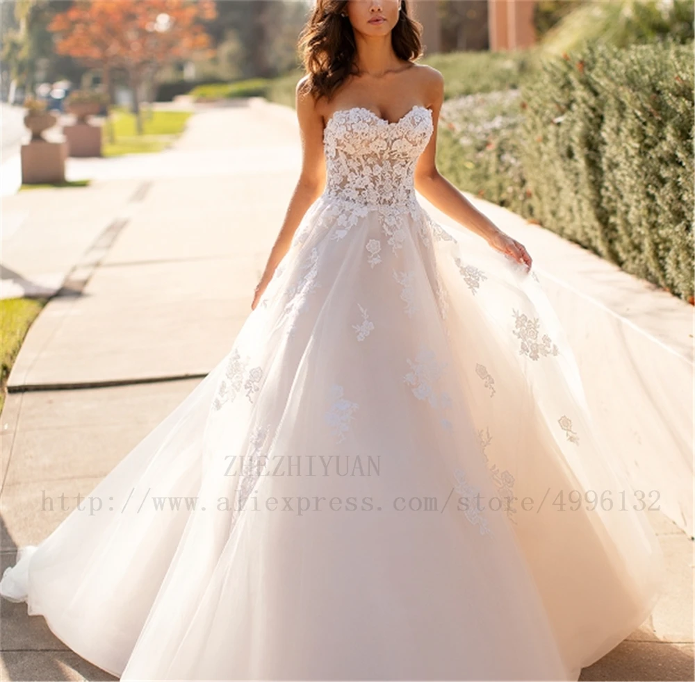 

Excellent Illusion Ball Gown Zipper Up With Buttons Sweetheart Neckline Wedding Dress 2019 Organza And Tulle Wedding Gowns