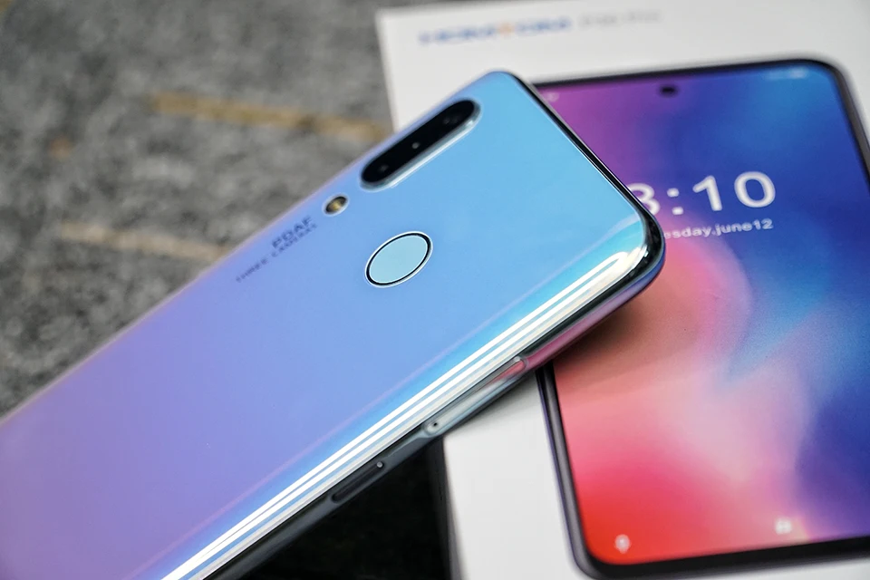 Глобальная версия HOMTOM P30 pro MT6763 Восьмиядерный 4 Гб 64 Гб Смартфон 6,41 дюймов Android 9,0 задняя 13 МП Тройная камера мобильный телефон
