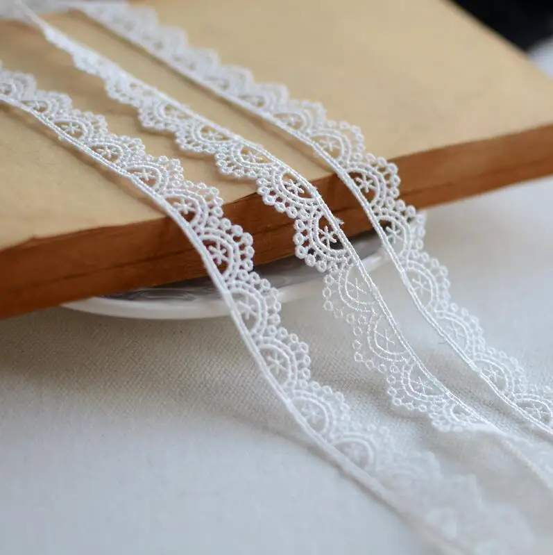 White Polyester Lace Ribbon DIY Embroidered Net Lace Trim Fabric For Sewing Decoration 1.5cm 5 Meters