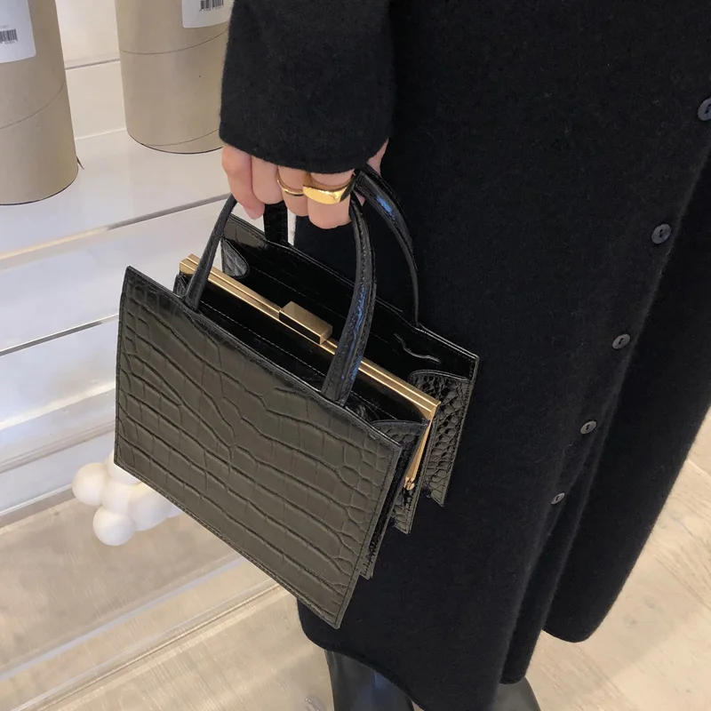 

Female New Crocodile Pattern Clip Women Hand Bag Wild Models Ins Retro Temperament Handbag Shoulder Slung Handbag Lady