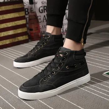 

High Top Canvas Shoe Men Sneakers Skate Board Shoes Men Flat Zapatillas Casuales New 2020 Hot Selling Casual Mens Shoes