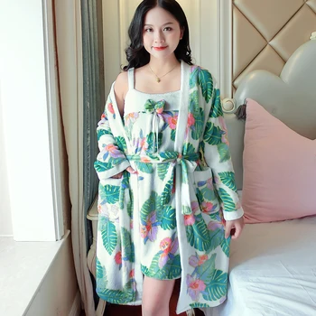 

2 Pcs Warm Flannel Robe 2020 Winter Floral Robe Thicken Nightgowns Bathrobe Women Pajamas Bath Flannel Robe Sleepwear Women Robe