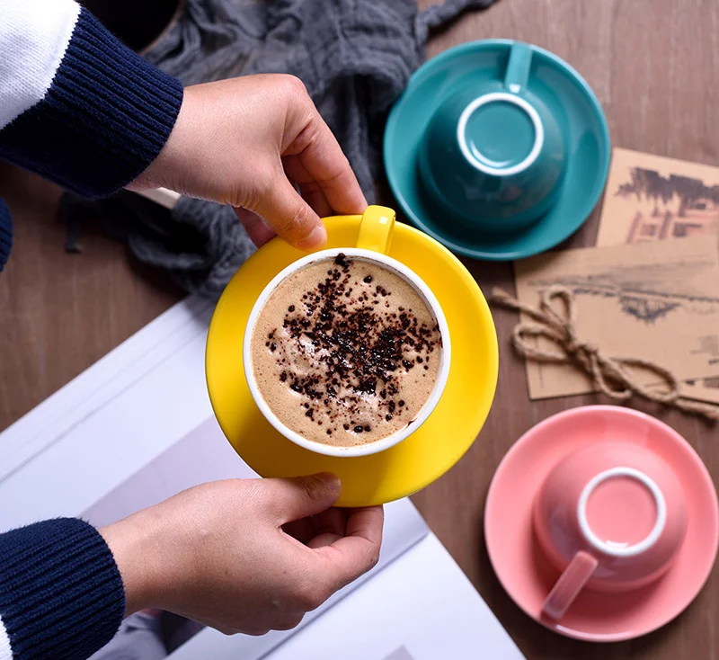 Kreeqe Tasse à Café Potelée En Céramique Avec Anneau En Forme