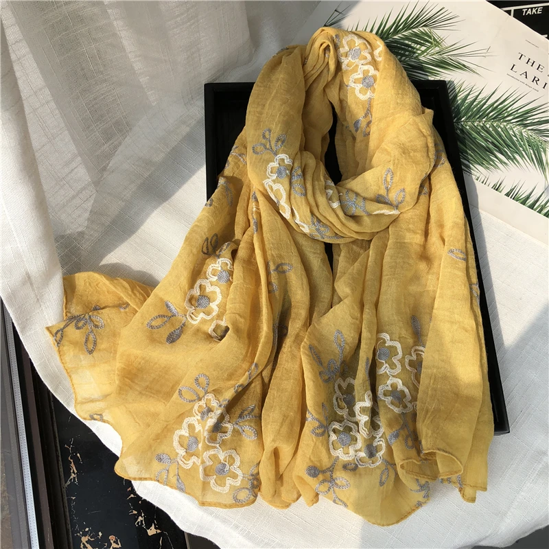 yellow Большой вышитый шарф из вискозы с цветочным принтом Осень Зима теплые хлопковые шарфы и палантины леди хиджаб с вышивкой шаль 90*180 см - Цвет: yellow