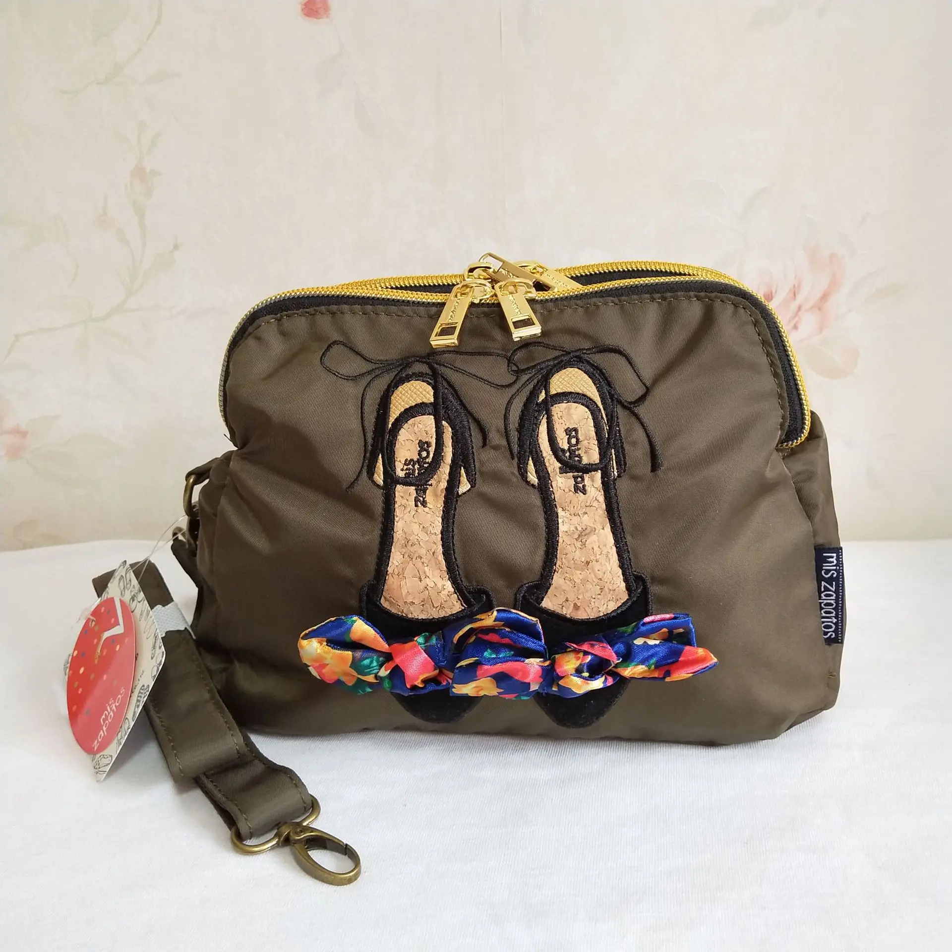 

New Style Japanese-style Sweet Embroidery Bundle Butterfly Bowknot Shoulder Oblique Bag