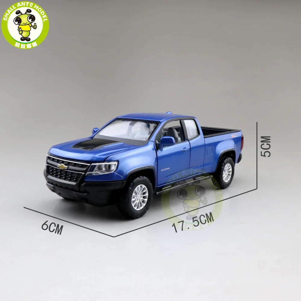 1/31 Chevrolet COLORADO Pickup литой автомобиль модели грузовиков игрушки Дети Мальчики Подарки - Цвет: Blue(no box)