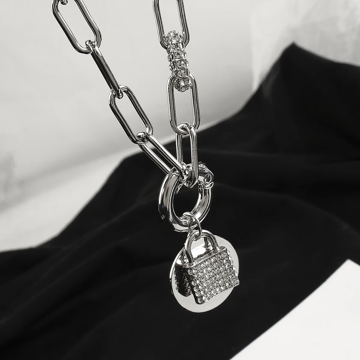 Flashbuy Punk Rhinestone Lock Pendant Choker Necklace Collar Statement Unique Clavicle