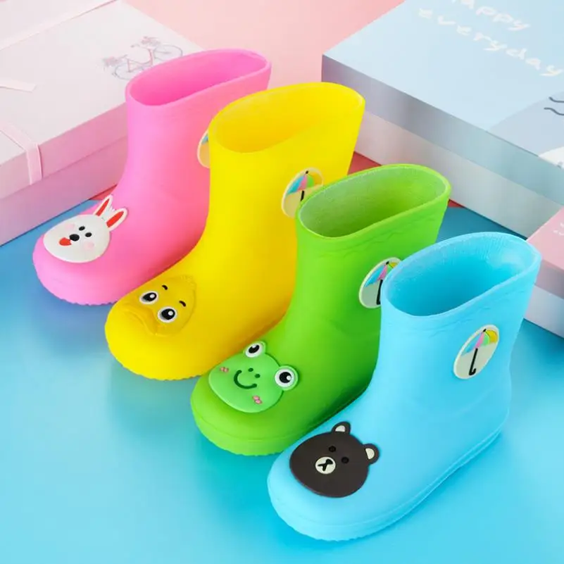 

New Kids Rain Boots For Girls Rubber Rainboot Boys Baby Girl PVC Warm Children Waterproof Shoes Modis Cartoon Soft Removable