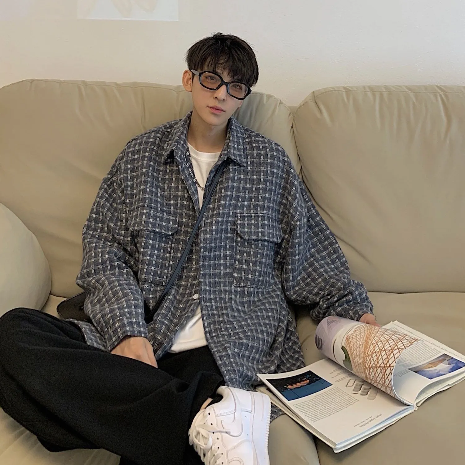 

Men's autumn new couple Hong Kong style casual large size small fragrant style thick shirt woolen jacket