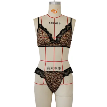 

The new sexy underwear sells hot style American sexy temptation three-point leopard print lace suit