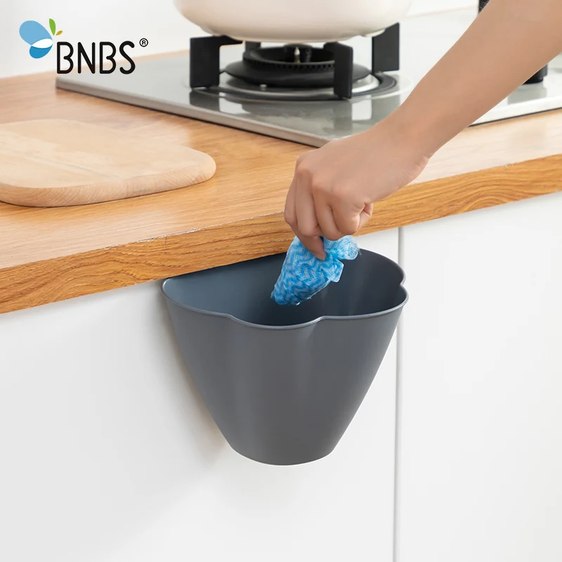 Кухонный шкаф, дверь, ведро, мусорный ящик-корзина, мусорная корзина, корзина для мусора, кухонные принадлежности, небольшая подвесная мусорная корзина