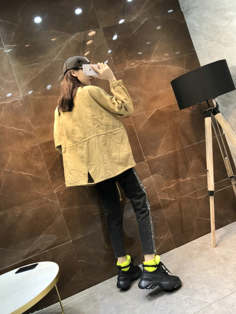 Черные осенние ботильоны на плоской платформе в стиле пэчворк harajuku; женские повседневные ботильоны со шнуровкой спереди; Осенняя обувь; ботинки на высоком каблуке