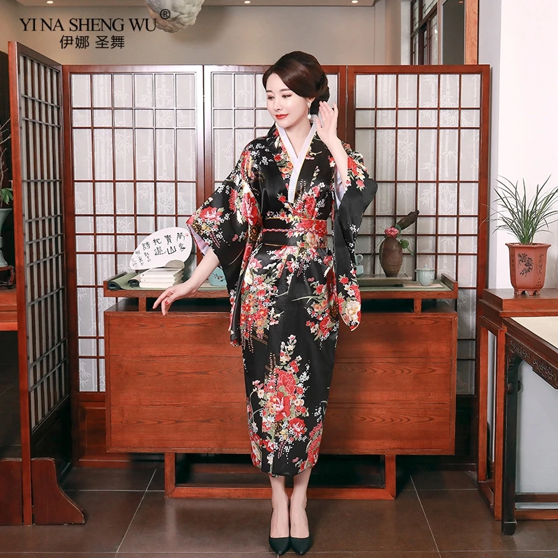 Традиционное японское кимоно юката женский купальный халат сексуальный женский цветочный принт кимоно вечернее новое платье косплей костюм один размер - Цвет: Black