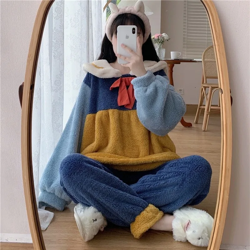 

Pajamas Female Winter Cute Contrast Color Stitching Plush Pajamas Suit Can Be Worn Outside Home Service Women