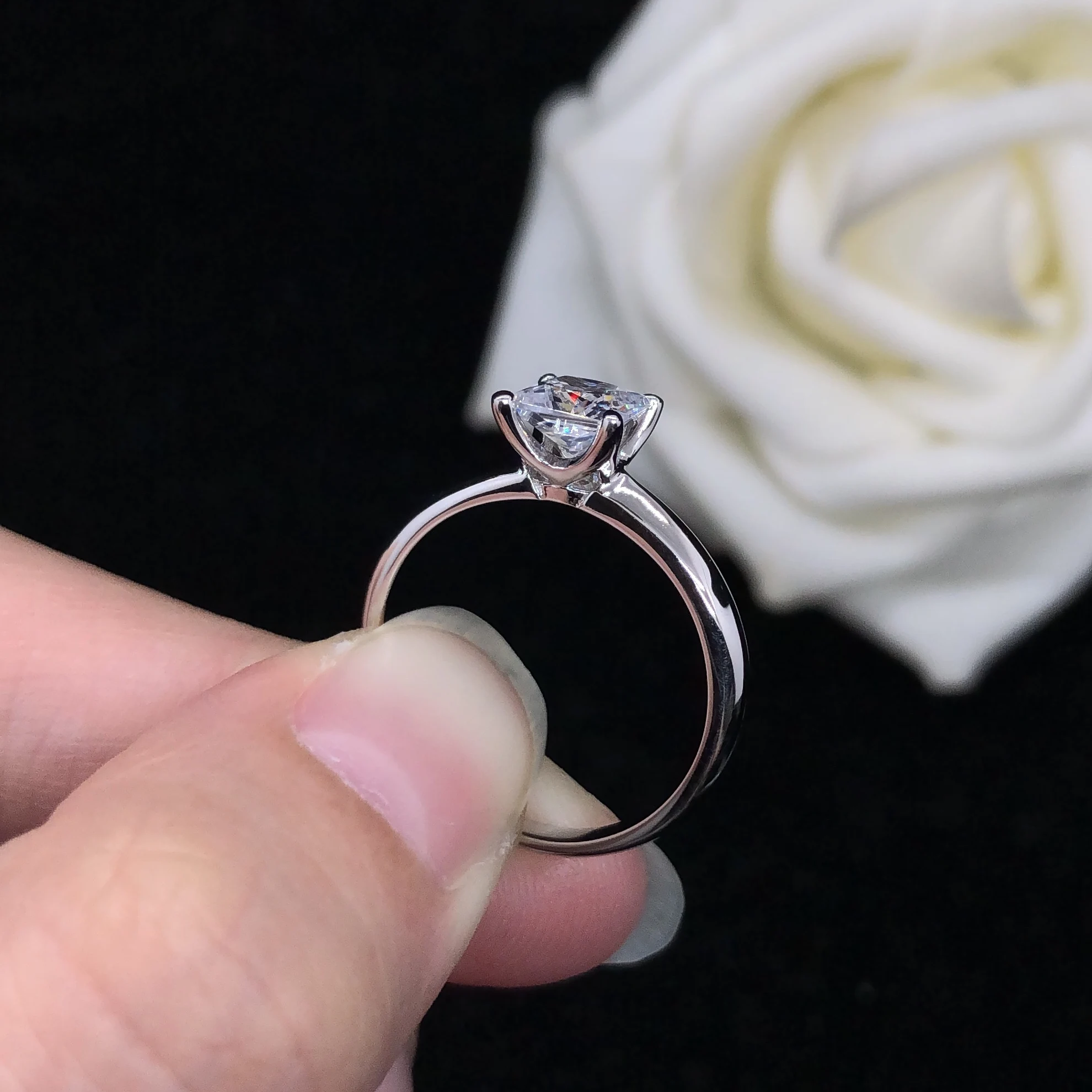 Bague Fiançailles Diamant Princesse Lab-Créé 2.20ct VVS1 Or Blanc 14k - Taille Sur Mesure