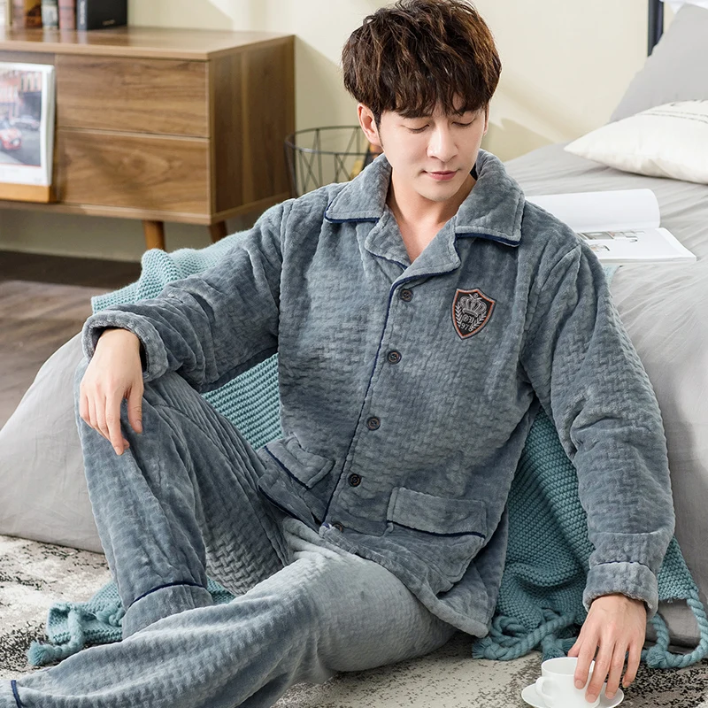 Winter Man's Coral Fleece Pajamas 2 Pieces Lounge Sleepwear for Men Pijama Bedgown 2019 Home Clothes PJ Grey Warm Thicken Pajama