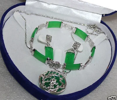 

Jewelry Green jade lucky Bracelet Lucky Dragon Pendant Earring Set