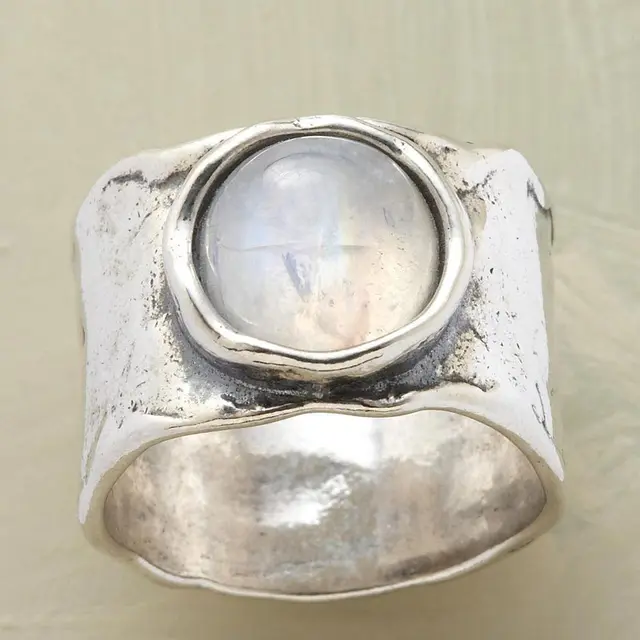 Vintage Round Moonstone Massive Rings for Women White Gold Color Women's Large Ring Wedding Jewelry Accessories Gifts 1