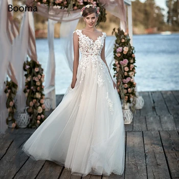 

Simple Dot Tulle Beach Wedding Dresses V-Neck Lace Appliques Open Back Bride Dresses Sleeveless Illusion Long Bridal Gowns