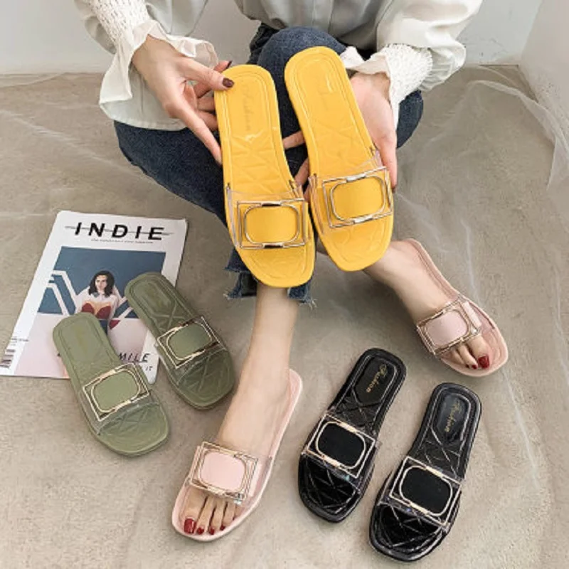 Wear slippers women 2020 summer new wild square buckle flat sandals and slippers