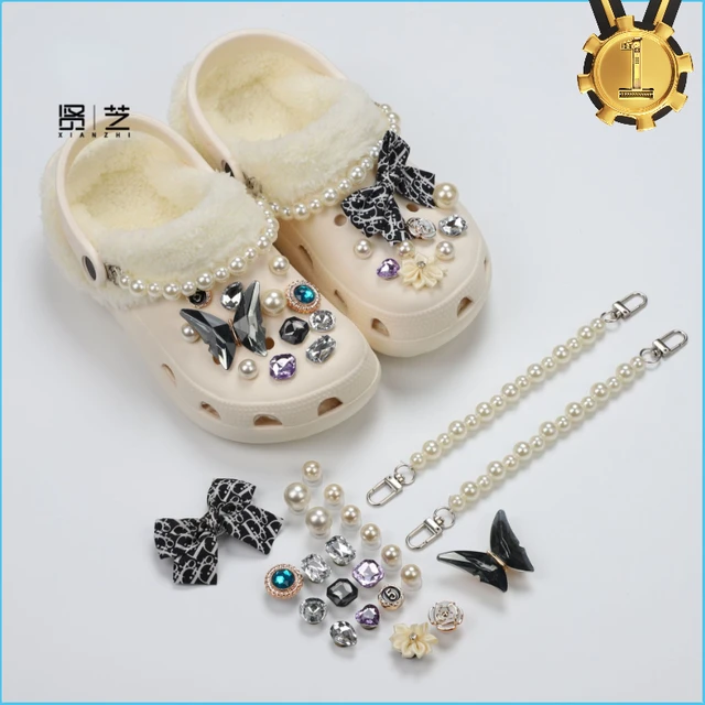 Luxury Rhinestone Croc Charms Designer Chain Pearl Shoes Decaration  Accessori Pendant Jibb For Croc Clogs Kids Girls Women Gifts - Shoe  Decorations - AliExpress