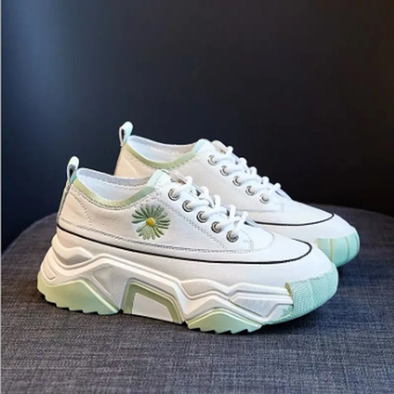 Women's casual shoes women's sports shoes women's flat shoes women's thick soled leather soft soled shoes small white shoes