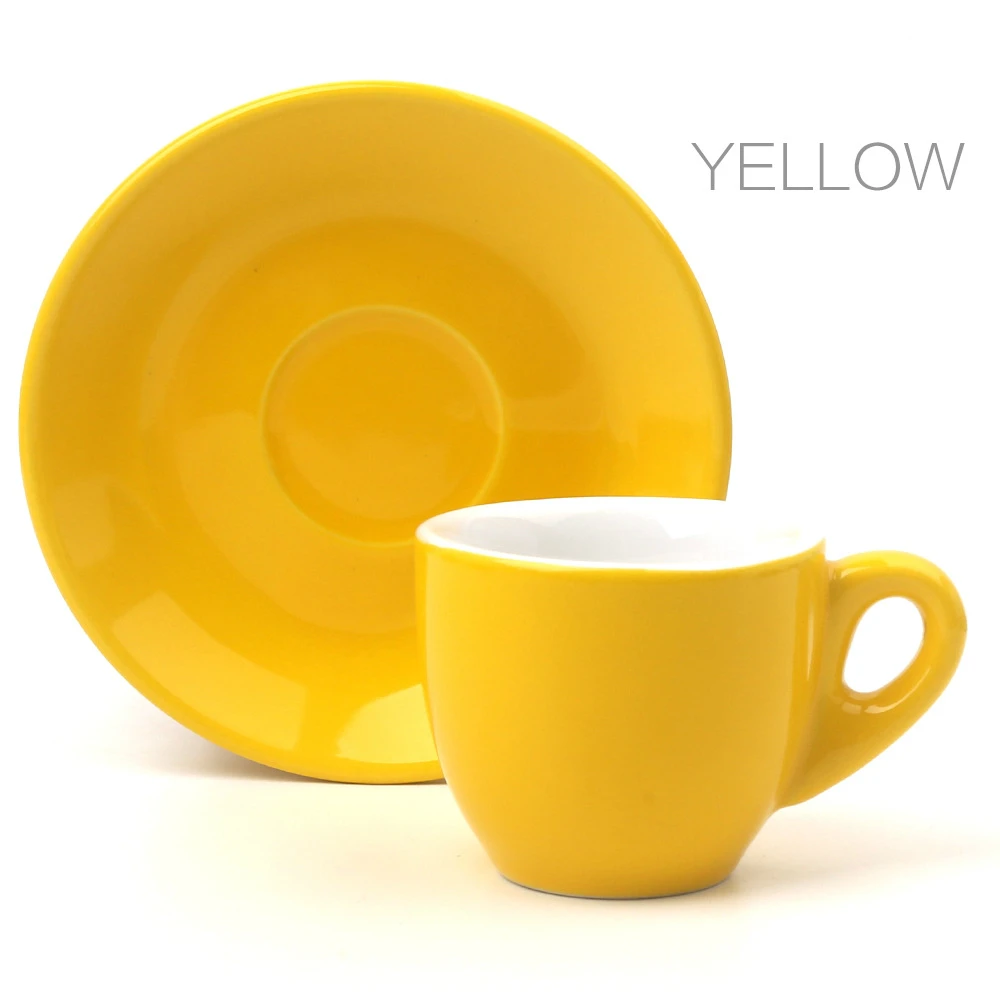 Yellow В итальянском стиле однотонные Цвет Кофе чашки и блюдца, чашки для Керамика небольшой Ёмкость простота шесть Цвет дополнительный день Чай кружка латте кафе - Цвет: Yellow