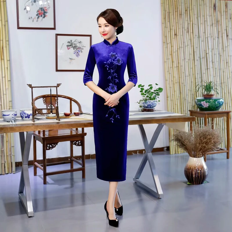 Новое зимнее длинное платье Cheongsam в китайском стиле женское велюровое платье Qipao тонкое платье для вечеринок женское платье на пуговицах размера плюс S-4XL - Цвет: Синий