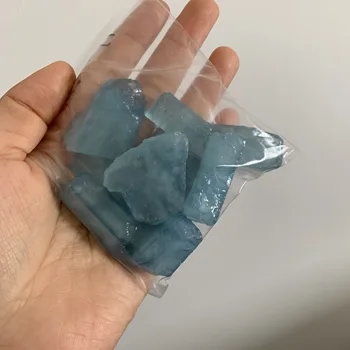 

Wholesale prices about 122g Natural aquamarine rough stone reiki healing crystals specimens