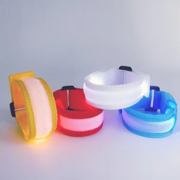 

Cyclists Bar Bracelets Battery Armband Wristbands Flashing Sport Bicycle Luminous Bangle Sports Night Glowing Safety Joggers