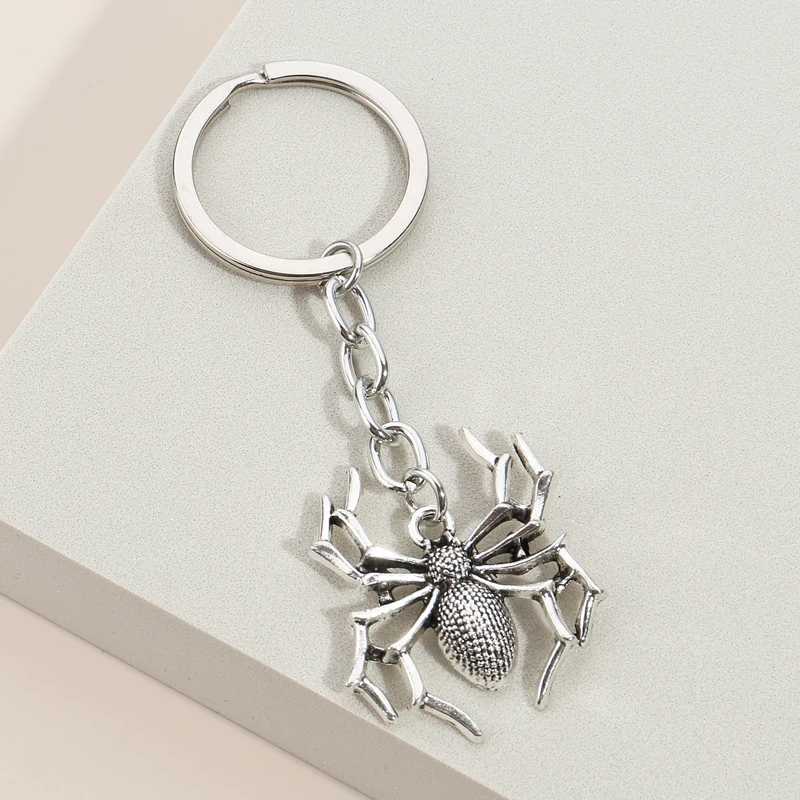 Key Chains Spider Keychain Araneid Animal Key Ring Halloween Gifts For Women Men Handbag Accessorie DIY Handmade Jewelry