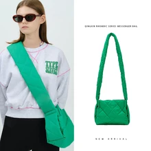 

fashion lingge quilted crossbody bag for women designer nylon padded shoulder bags down cotton wide strap messenger bag 2022 sac