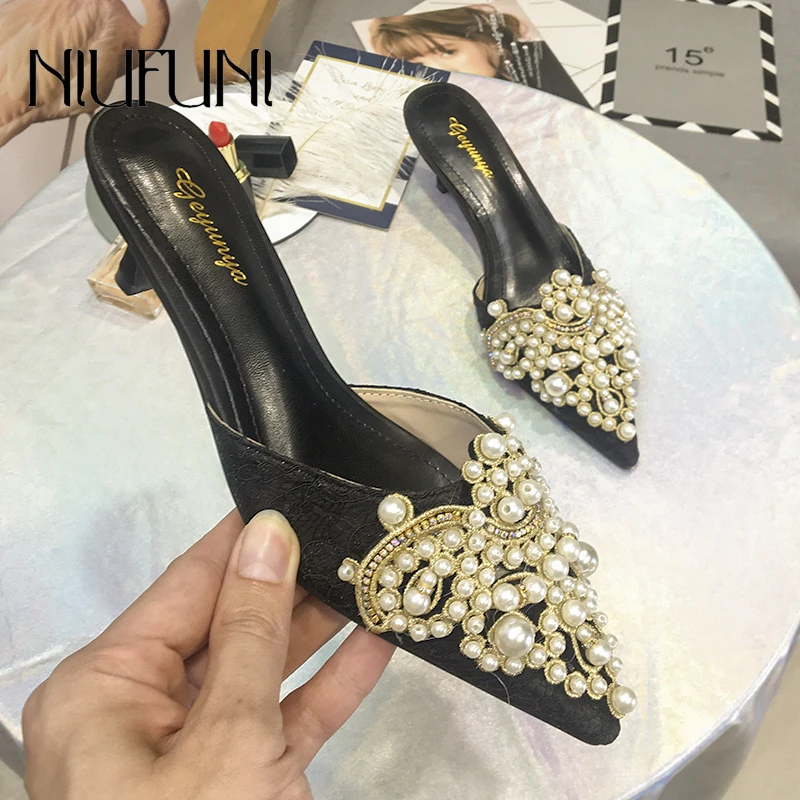 

Women's Slippers Pointed Toe Pearl Sandals Casual High Heels Ladies Slides 2020 Shoes For Women 35-39 Chaussons femme NIUFUNI