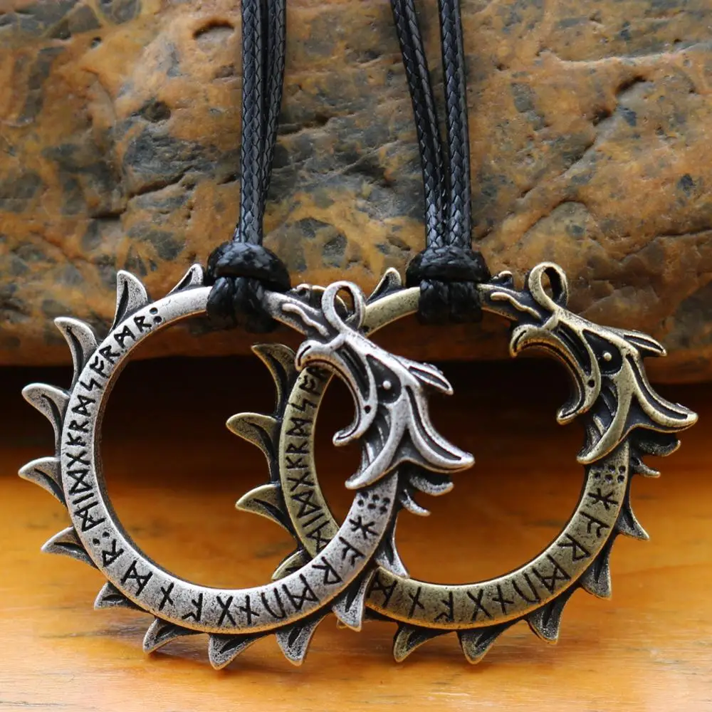 Gótico Ouroboros Nórdico Vintage Dragón Collar Colgante Gótico Vikingos  Accesorios Amuleto Vikingo Runas Joyería Neclaces Mujeres Hombres