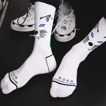 

Drop Ship Adult Man Crew Socks Cool Cartoon Fox Dog Cat Meow Face Sketch Simple Street Fashion Drawing Hiphop Ader Skateboard