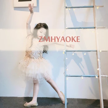 

Spot ZMHYAOKE 2020 Spring Toddler Girl Dress Beautiful Princess Outing Party Open Star Mesh Dress Kids Dresses for Girls