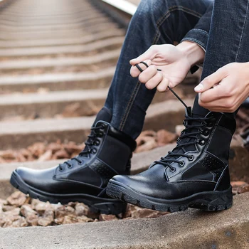 

Winter Men Waterproof Desert Boots Military Tactical Boots Outdoor Hiking Travel Shoes Autumn Sneakers Man Velvet Cotton Boots