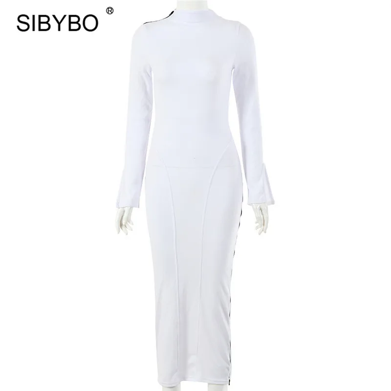 18581269413_688972826