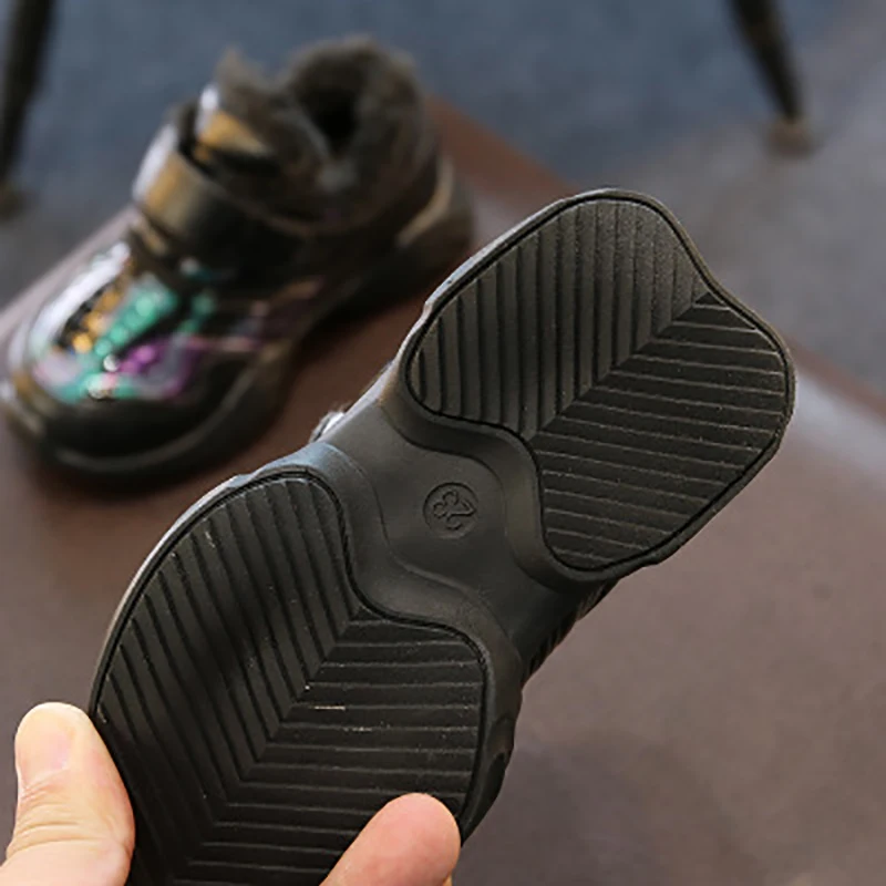 Autumn winter children's Shoes Fashion Sports Running Shoes Breathable Outdoor Shoes Plus velvet plus cotton casual shoes