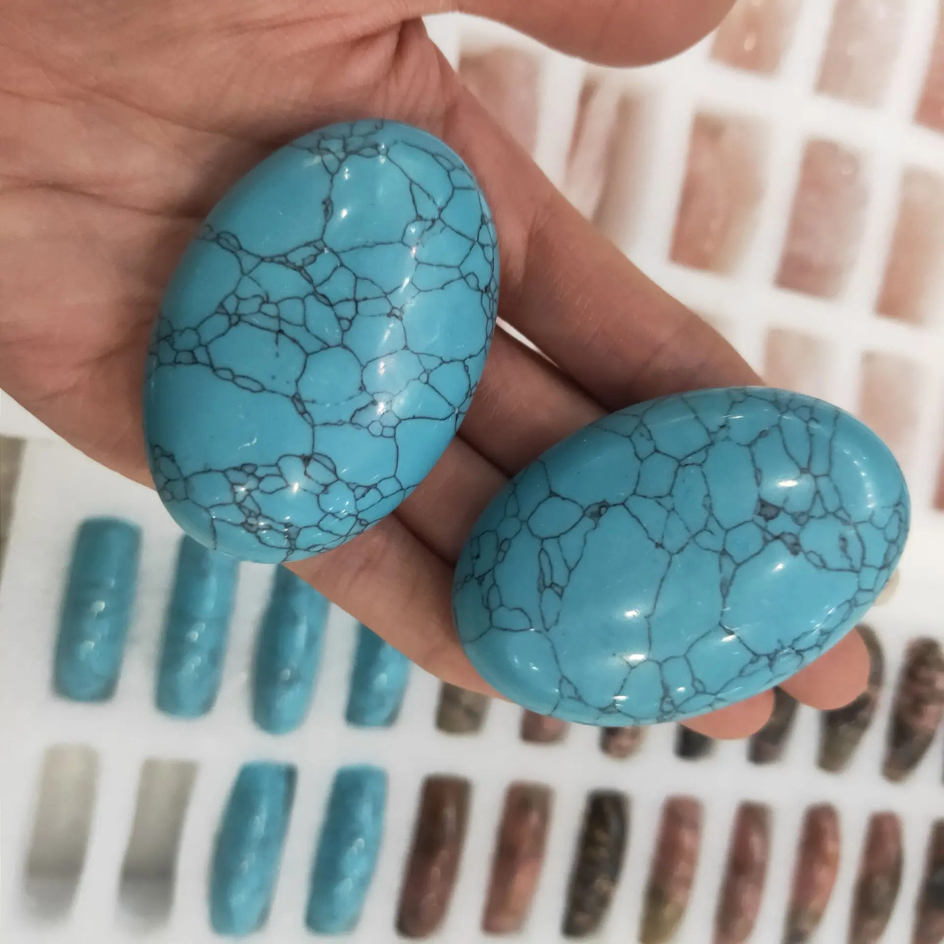 Piedras Naturales turquesas para masaje, cristales pulidos