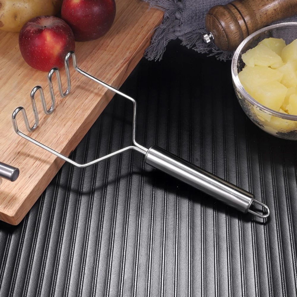 1pc Stainless Steel Potato Masher, Simple Kitchen Tool For Mashed