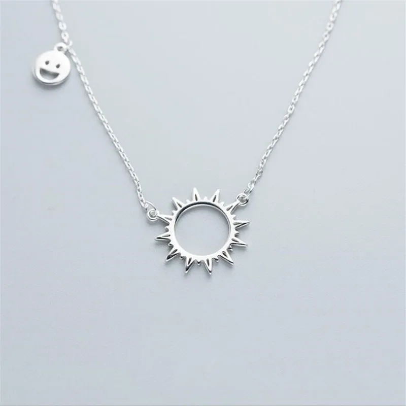 New Fashion Sun Smiley Temperament 925 Sterling Silver Jewelry Hollow Simple Popular Clavicle Chain Necklaces XL092